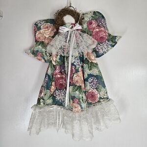 Vtg Hand Made Hanging Holy Angels Fabric Angel Floral Lace Christmas Folk Art‎
